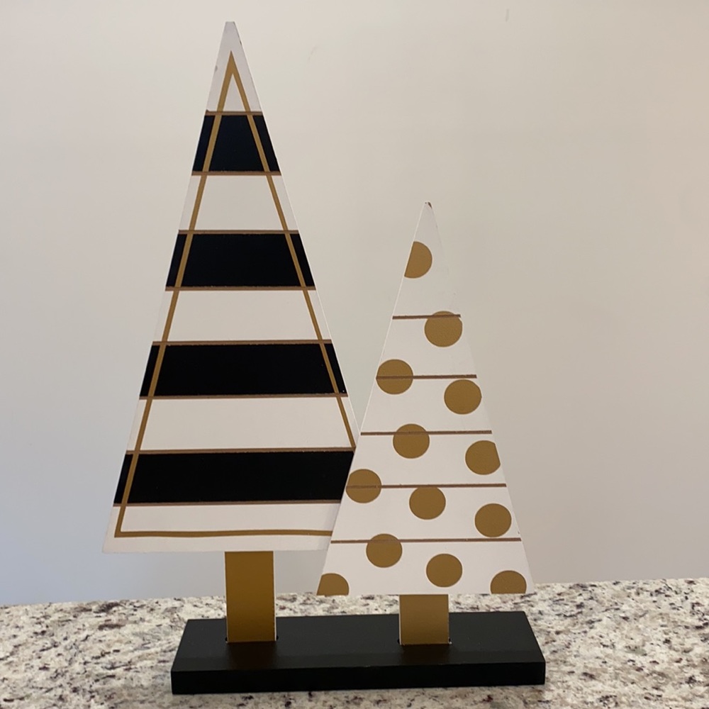 holiday tree decor